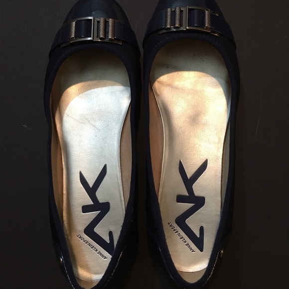 ANNE KLEIN SPORT Tahina navy blue flats - Picture 2 of 8